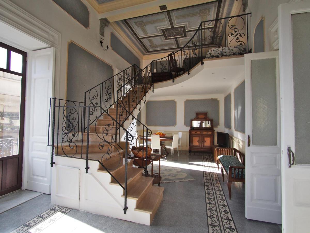 Apartament Casa Felice Nel Centro Storico, Tra Etna E Mare Katania Zewnętrze zdjęcie