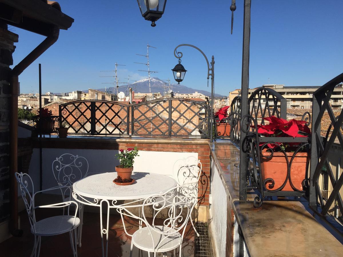 Apartament Casa Felice Nel Centro Storico, Tra Etna E Mare Katania Zewnętrze zdjęcie